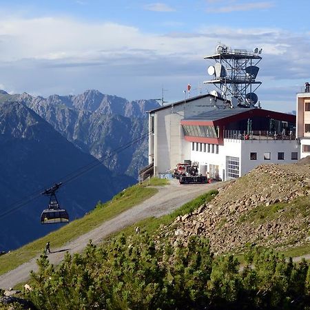Venet Gipfelhuette Hotel Zams Buitenkant foto