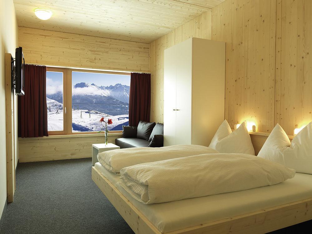 Venet Gipfelhuette Hotel Zams Buitenkant foto